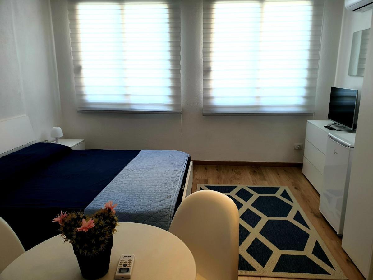 Central City Rooms Olbia Exterior foto