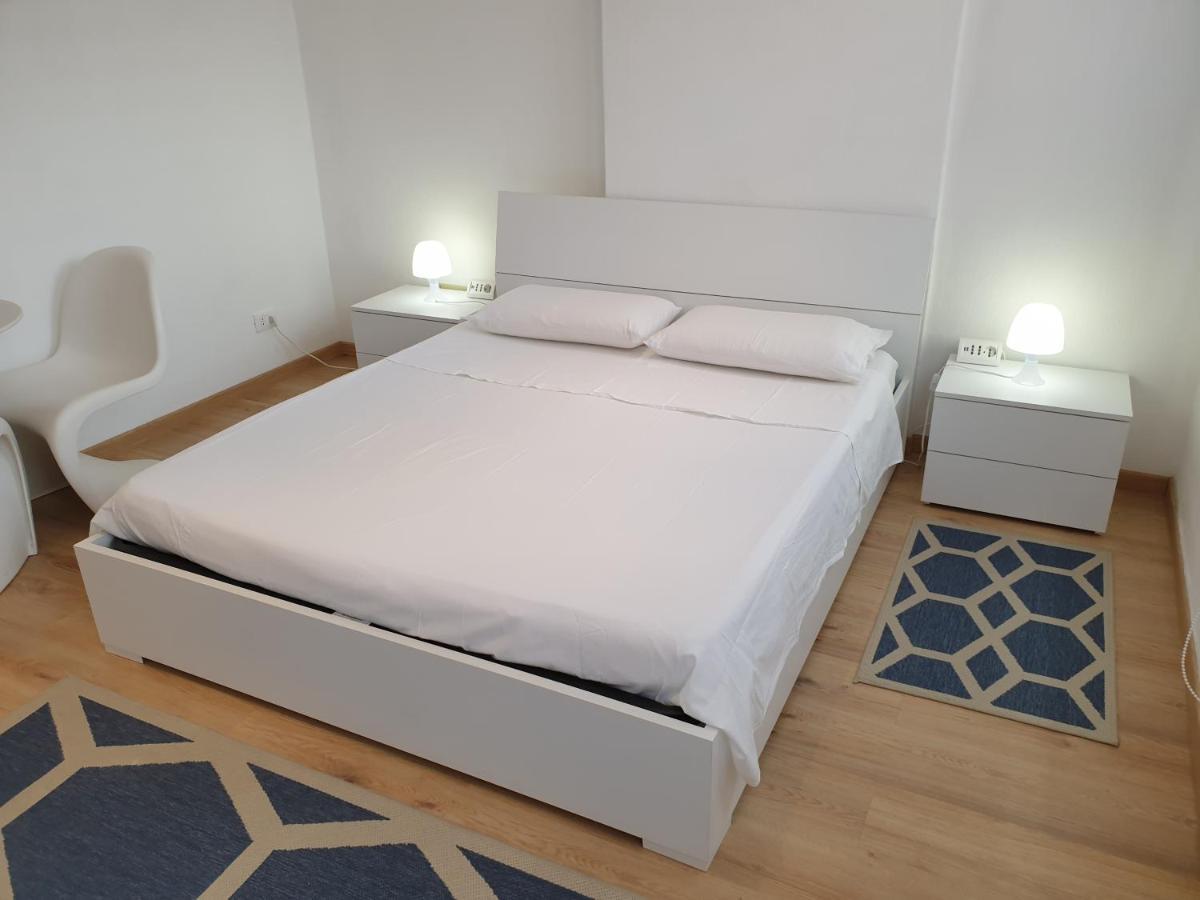 Central City Rooms Olbia Exterior foto